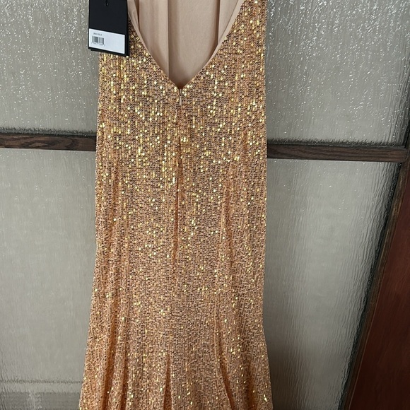 Mac Duggal SEQUINED HIGH NECK RHINESTONE TRIM COLUMN GOWN size 6 NEW Sold Out - Picture 15 of 16